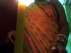 Elektrikár naplní túžbu indickej bhabhi v horúcom stretnutí