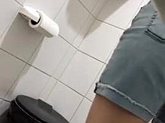 Gizli Kamera Amatör Banyo Seksini Kaydediyor