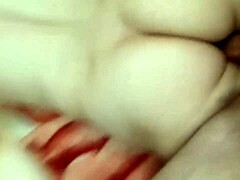 HD-iranischer heißer Sex, Teil 2: Ein eng gefülltes Mädchen ist begierig darauf, mit ihrem großen Schwanz zu gefallen