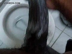 Masturbationsvideo med en stor svart kuk